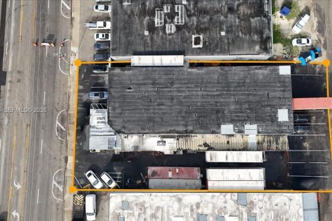 Immobilier commercial à vendre à Hialeah, Floride № 2049153 - photo 5