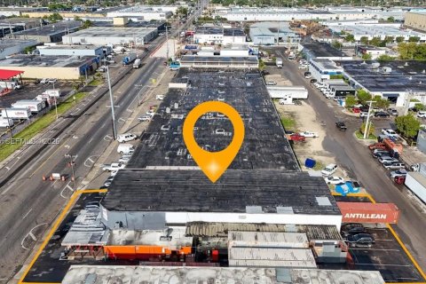 Immobilier commercial à vendre à Hialeah, Floride № 2049153 - photo 4