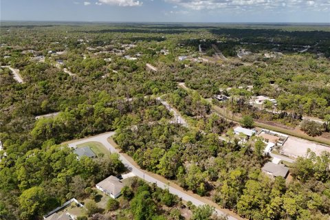 Terreno en venta en North Port, Florida № 2155178 - foto 7