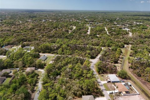 Terreno en venta en North Port, Florida № 2155178 - foto 8