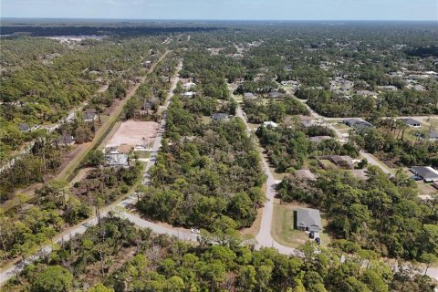 Terreno en venta en North Port, Florida № 2155178 - foto 13