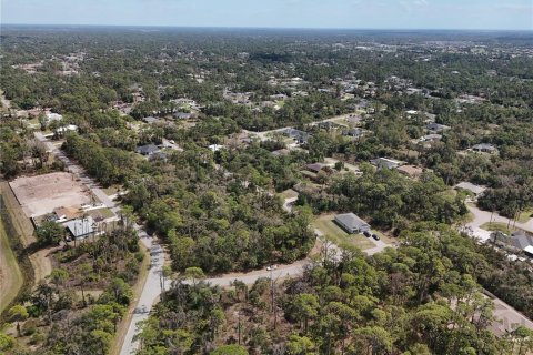 Terreno en venta en North Port, Florida № 2155178 - foto 12