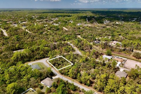 Terreno en venta en North Port, Florida № 2155178 - foto 2