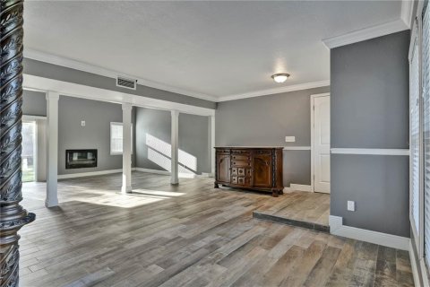 Casa en venta en Orlando, Florida, 4 dormitorios, 213.21 m2 № 2120210 - foto 5