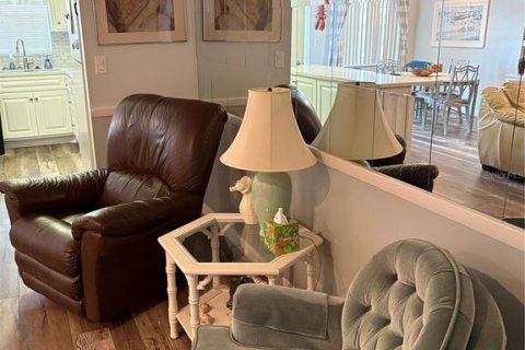 Снять в аренду кондоминиум в Ларго, Флорида 4 комнаты, 61.13м2, № 1618838 - фото 7