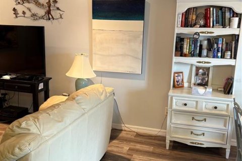 Снять в аренду кондоминиум в Ларго, Флорида 4 комнаты, 61.13м2, № 1618838 - фото 13