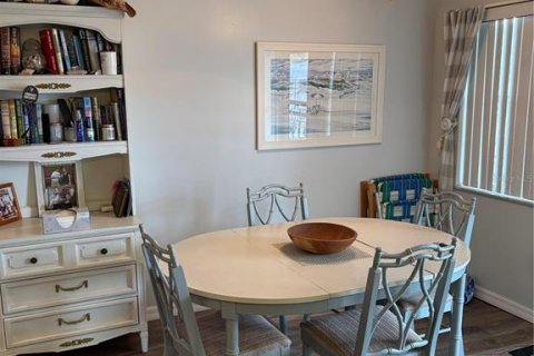 Снять в аренду кондоминиум в Ларго, Флорида 4 комнаты, 61.13м2, № 1618838 - фото 16