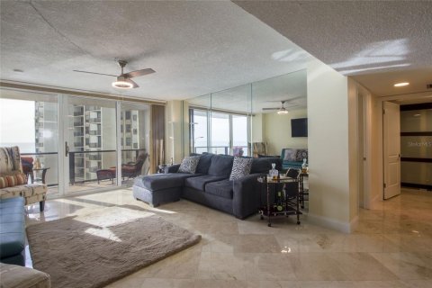 Condominio en alquiler en Clearwater, Florida, 2 dormitorios, 117.43 m2 № 1530484 - foto 4