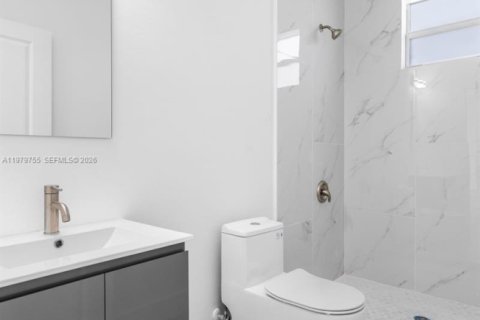 Villa ou maison à vendre à Lehigh Acres, Floride: 4 chambres № 2046139 - photo 28