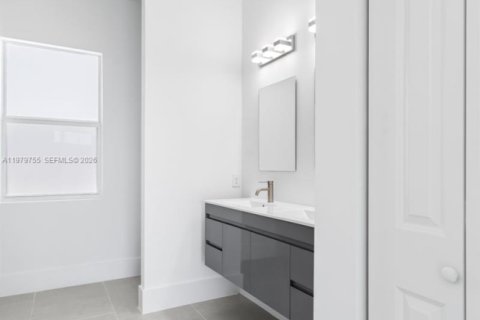 Villa ou maison à vendre à Lehigh Acres, Floride: 4 chambres № 2046139 - photo 19