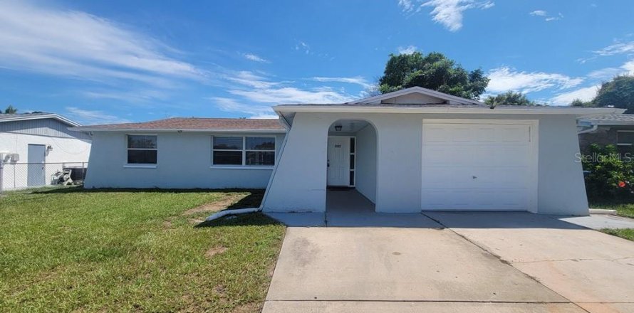 Casa en New Port Richey, Florida 3 dormitorios, 125.42 m2 № 1904350