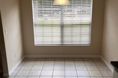 Villa ou maison à louer à Winter Haven, Floride: 3 chambres, 140.56 m2 № 2107328 - photo 3
