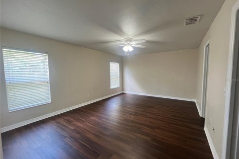 Villa ou maison à louer à Winter Haven, Floride: 3 chambres, 140.56 m2 № 2107328 - photo 9