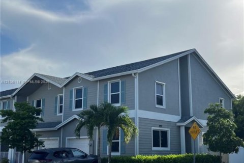 Touwnhouse à vendre à Homestead, Floride: 4 chambres, 178.74 m2 № 2414857 - photo 2