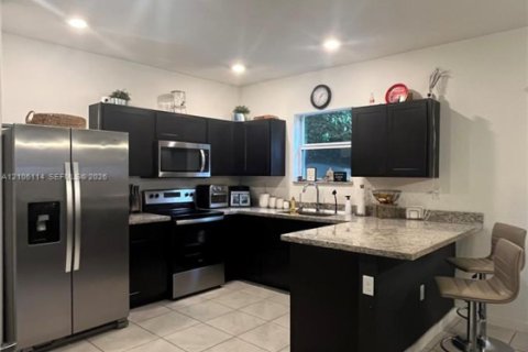 Touwnhouse à vendre à Homestead, Floride: 4 chambres, 178.74 m2 № 2414857 - photo 3