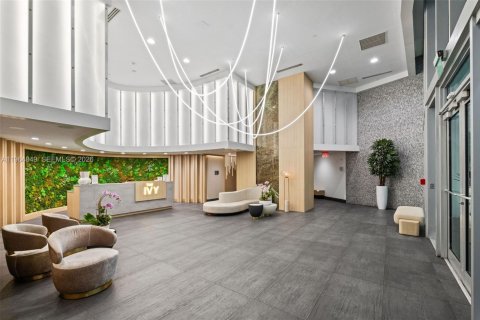 Condo in Miami, Florida, 1 bedroom  № 2027112