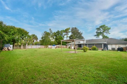 House in Longwood, Florida 4 bedrooms, 224.45 sq.m. № 2215326 - photo 17