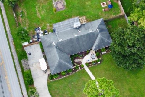 House in Longwood, Florida 4 bedrooms, 224.45 sq.m. № 2215326 - photo 3