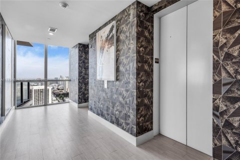 Copropriété à louer à Miami, Floride: 2 chambres, 153.01 m2 № 1692595 - photo 7