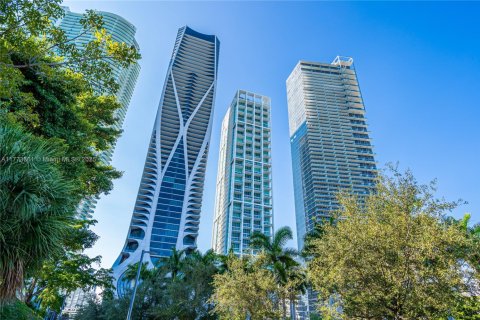 Copropriété à louer à Miami, Floride: 2 chambres, 153.01 m2 № 1692595 - photo 24