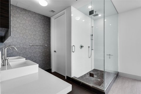 Copropriété à louer à Miami, Floride: 2 chambres, 153.01 m2 № 1692595 - photo 15