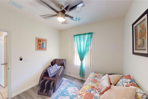 Casa en venta en Kissimmee, Florida, 5 dormitorios, 210.33 m2 № 1743413 - foto 25