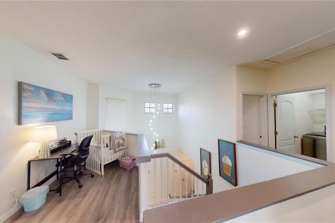 Casa en venta en Kissimmee, Florida, 5 dormitorios, 210.33 m2 № 1743413 - foto 30