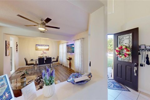 Casa en venta en Kissimmee, Florida, 5 dormitorios, 210.33 m2 № 1743413 - foto 11