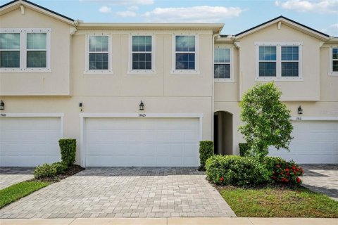 Touwnhouse à Lutz, Floride 4 chambres, 239.13 m2 № 2298428