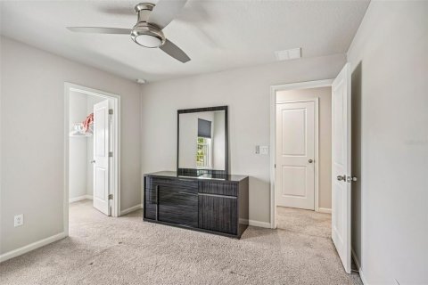Townhouse in Lutz, Florida 4 bedrooms, 239.13 sq.m. № 2298428 - photo 11