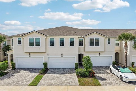 Townhouse in Lutz, Florida 4 bedrooms, 239.13 sq.m. № 2298428 - photo 23