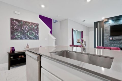 Villa ou maison à louer à Orlando, Floride: 3 chambres, 181.25 m2 № 2148311 - photo 15