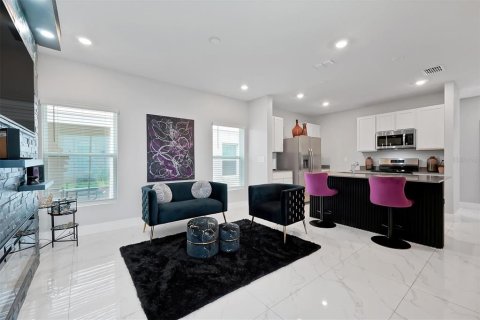 Villa ou maison à louer à Orlando, Floride: 3 chambres, 181.25 m2 № 2148311 - photo 10