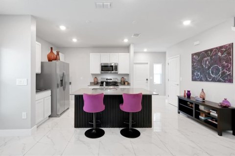 Villa ou maison à louer à Orlando, Floride: 3 chambres, 181.25 m2 № 2148311 - photo 11