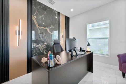 Villa ou maison à louer à Orlando, Floride: 3 chambres, 181.25 m2 № 2148311 - photo 17