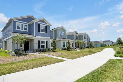 Villa ou maison à louer à Orlando, Floride: 3 chambres, 181.25 m2 № 2148311 - photo 2