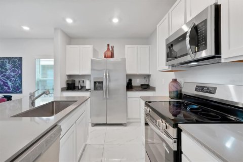 Villa ou maison à louer à Orlando, Floride: 3 chambres, 181.25 m2 № 2148311 - photo 14