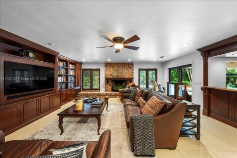 Villa ou maison à vendre à Pinecrest, Floride: 6 chambres, 525.73 m2 № 1485915 - photo 13