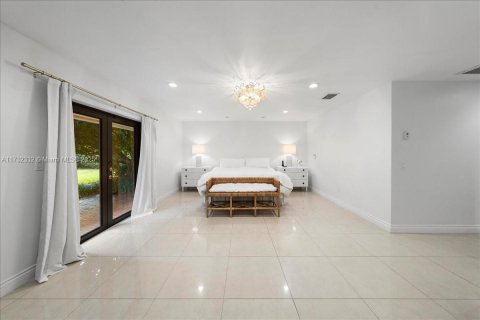Villa ou maison à vendre à Pinecrest, Floride: 6 chambres, 525.73 m2 № 1485915 - photo 24