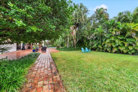 Villa ou maison à vendre à Pinecrest, Floride: 6 chambres, 525.73 m2 № 1485915 - photo 9
