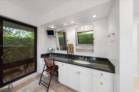Villa ou maison à vendre à Pinecrest, Floride: 6 chambres, 525.73 m2 № 1485915 - photo 27