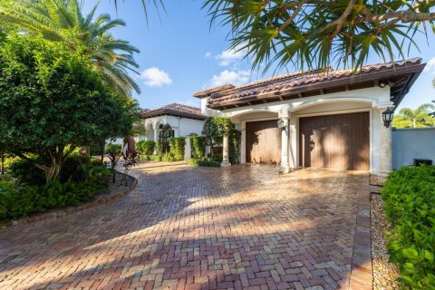 Villa ou maison à vendre à North Palm Beach, Floride: 4 chambres, 371.33 m2 № 2419441 - photo 3