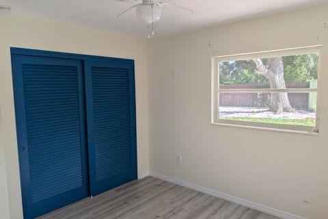 House in Sarasota, Florida 3 bedrooms, 127.37 sq.m. № 1912114 - photo 19
