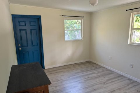 House in Sarasota, Florida 3 bedrooms, 127.37 sq.m. № 1912114 - photo 24