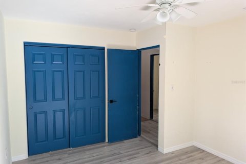 House in Sarasota, Florida 3 bedrooms, 127.37 sq.m. № 1912114 - photo 18