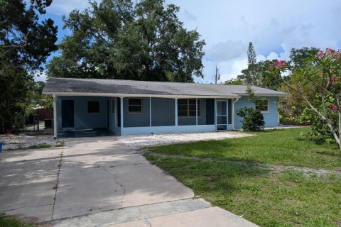 House in Sarasota, Florida 3 bedrooms, 127.37 sq.m. № 1912114 - photo 10
