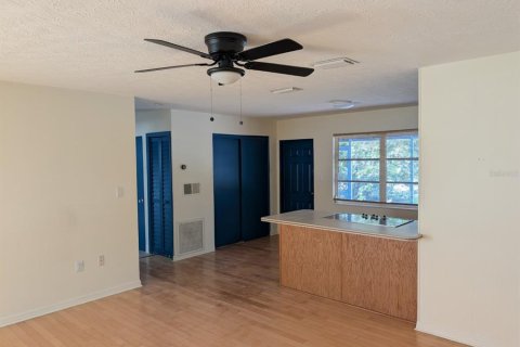 House in Sarasota, Florida 3 bedrooms, 127.37 sq.m. № 1912114 - photo 11