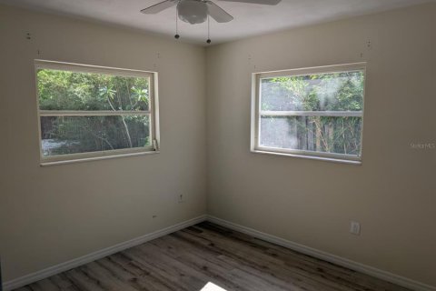 House in Sarasota, Florida 3 bedrooms, 127.37 sq.m. № 1912114 - photo 22