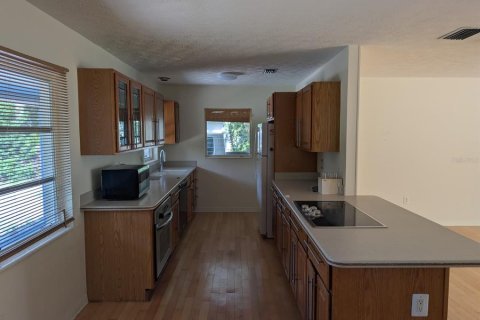 House in Sarasota, Florida 3 bedrooms, 127.37 sq.m. № 1912114 - photo 16