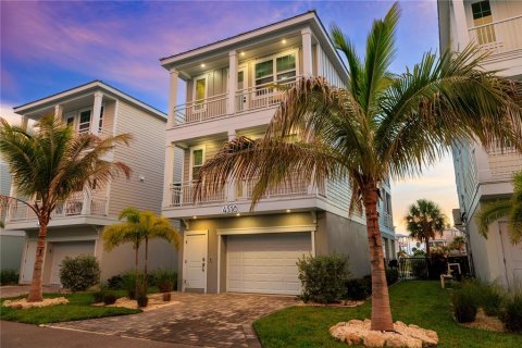 Villa ou maison à HUNTERS POINT à Cortez, Floride 3 chambres, 154.03 m2 № 2429221